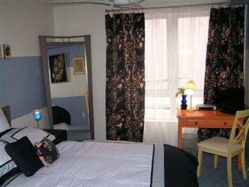 פילדלפיה South Bridge Bed And Breakfast חדר תמונה